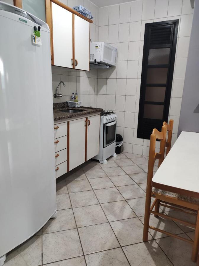 Apto Com Churrasqueira - 60 Metros Do Mar!!! Canasvieiras Florianopolis Ngoại thất bức ảnh