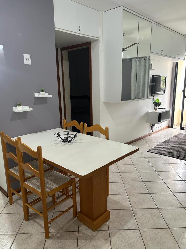 Apto Com Churrasqueira - 60 Metros Do Mar!!! Canasvieiras Florianopolis Ngoại thất bức ảnh
